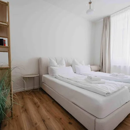Staylight Stilvolle In Mit Fruehstueck, Kaffee, Kostenloser Parkplatz Und Wohnkueche Apartmán
