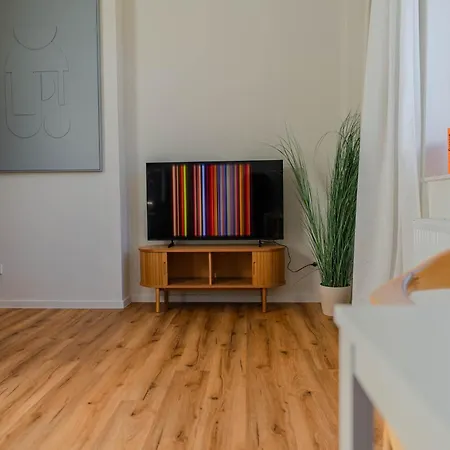 Staylight Stilvolle In Mit Fruehstueck, Kaffee, Kostenloser Parkplatz Und Wohnkueche Appartement *