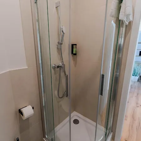 Appartement Staylight Stilvolle In Mit Fruehstueck, Kaffee, Kostenloser Parkplatz Und Wohnkueche Celle